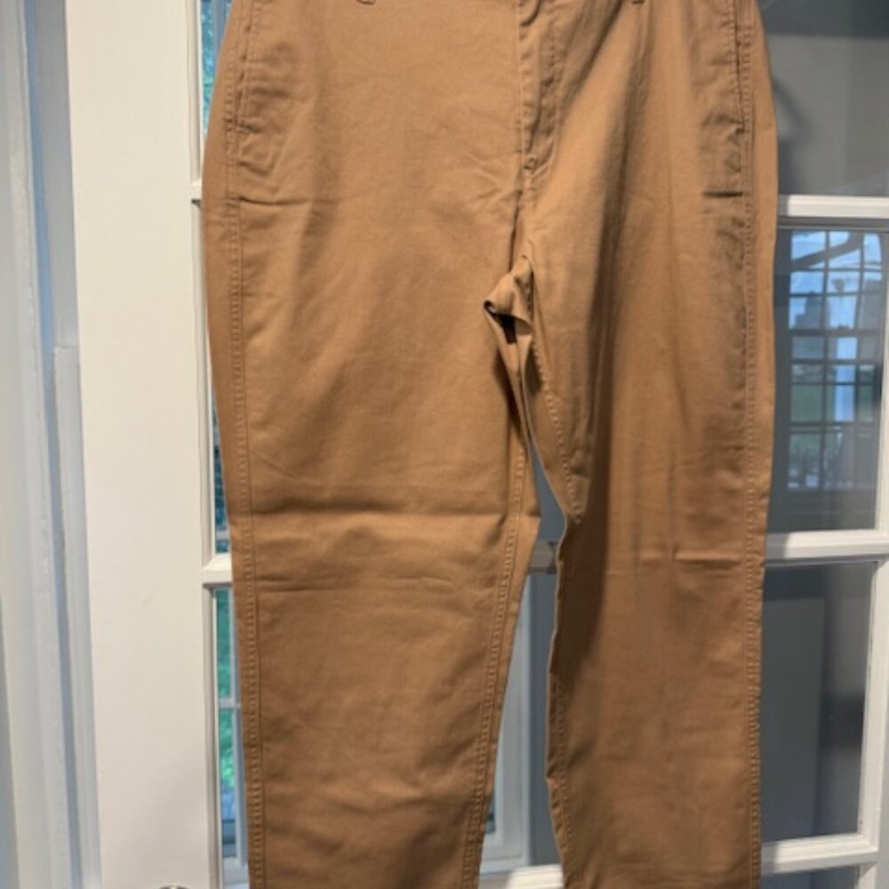High-rise girlfriend chino pant